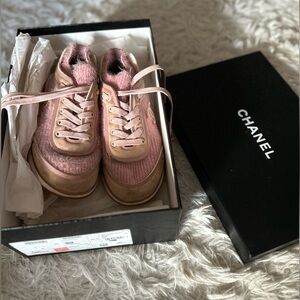 CHANEL Blush Pink Lace-Up Wool Suede Sneakers 6/36